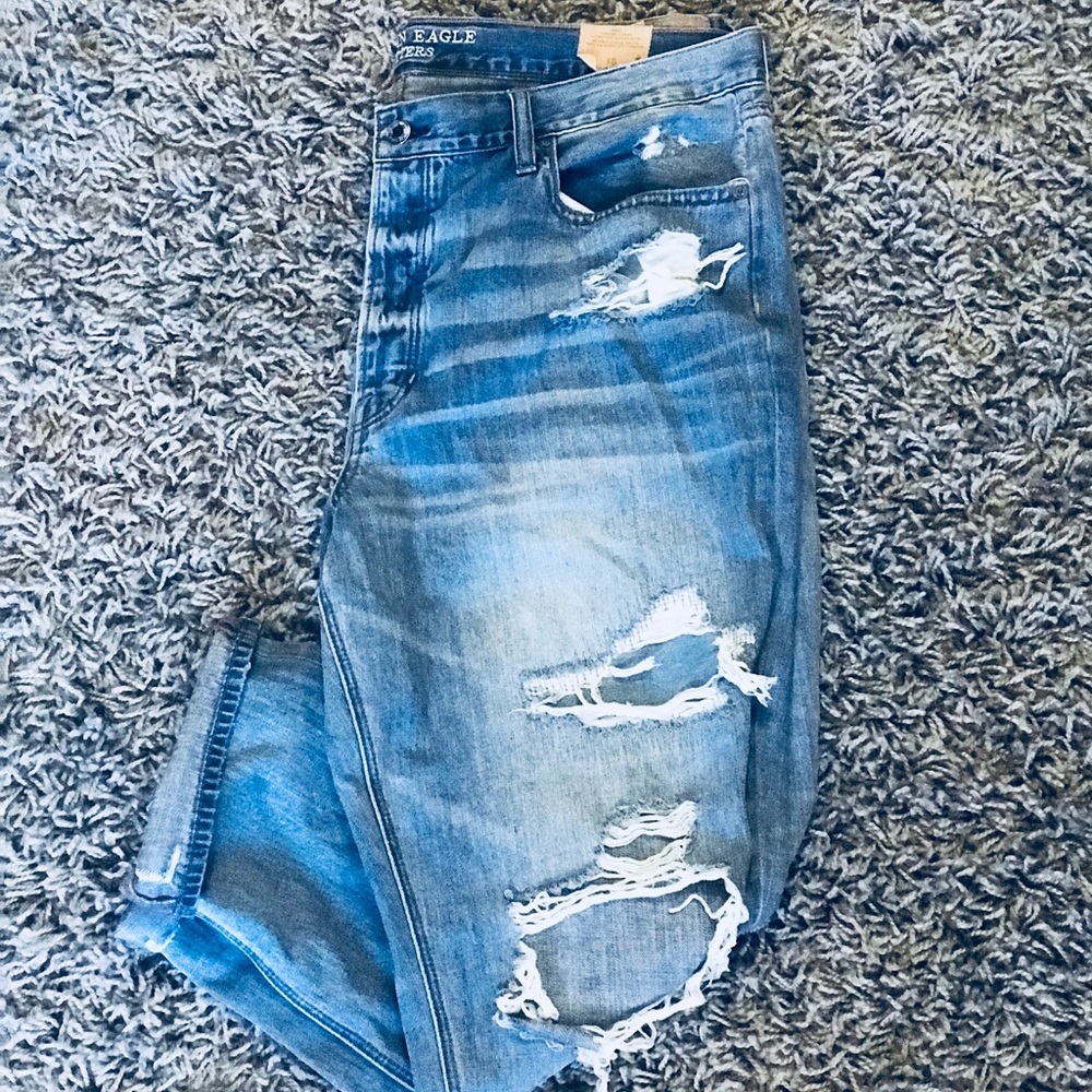 vintage hi-rise jeans: american eagle